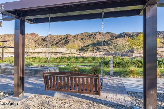 9816 S 11th Place, Phoenix, AZ 85042