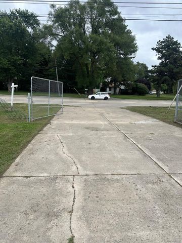 27365 Ryan Road, Warren, MI 48092