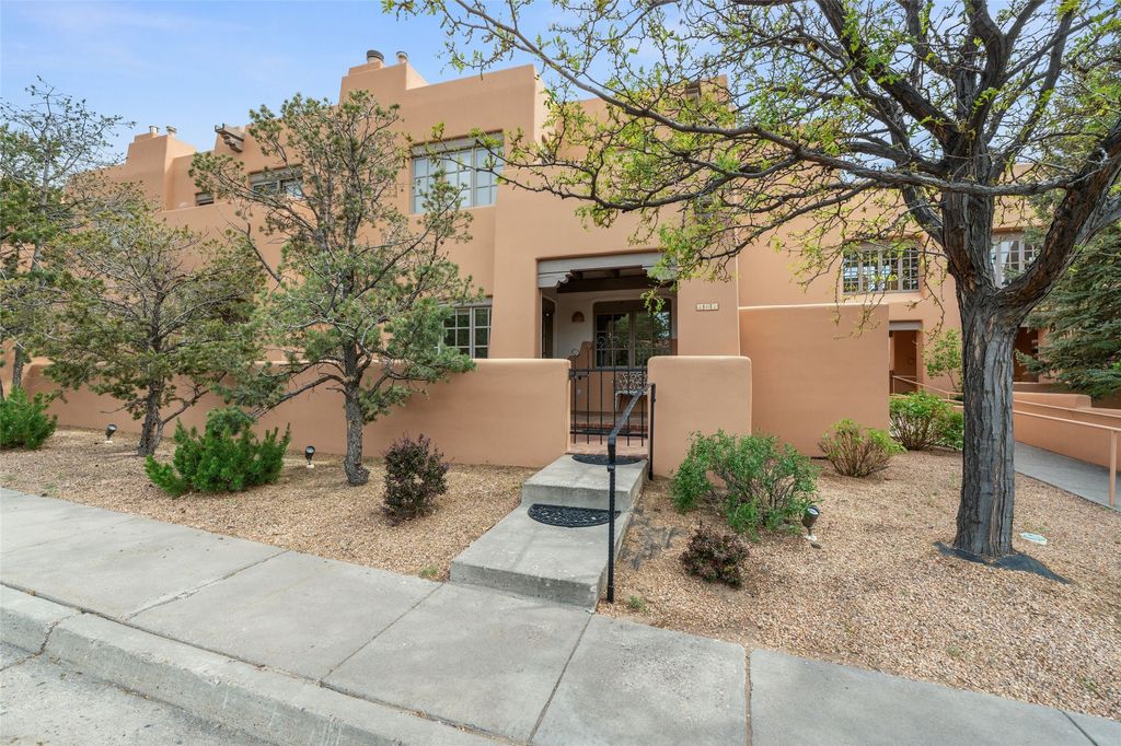 3101 Old Pecos Trail 101, Santa Fe, NM 87505