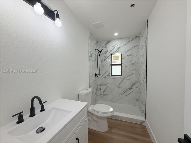 14740 Polk St, Miami, FL 33176
