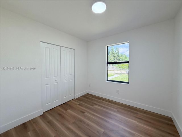 14740 Polk St, Miami, FL 33176