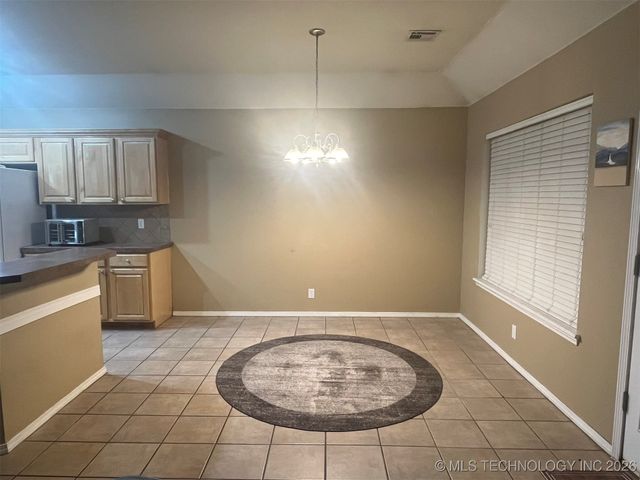 4809 S 195th Avenue E, Broken Arrow, OK 74014