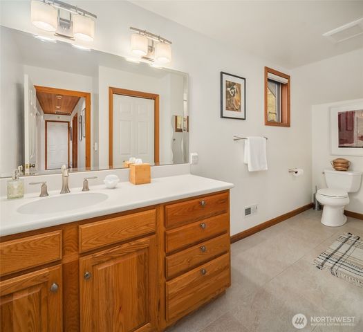 23603 Old Mill Road SW, Vashon, WA 98070