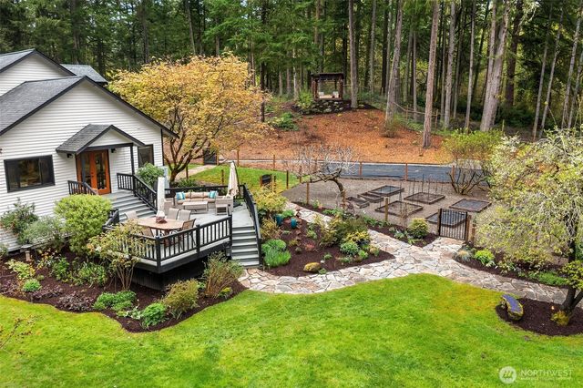 23603 Old Mill Road SW, Vashon, WA 98070