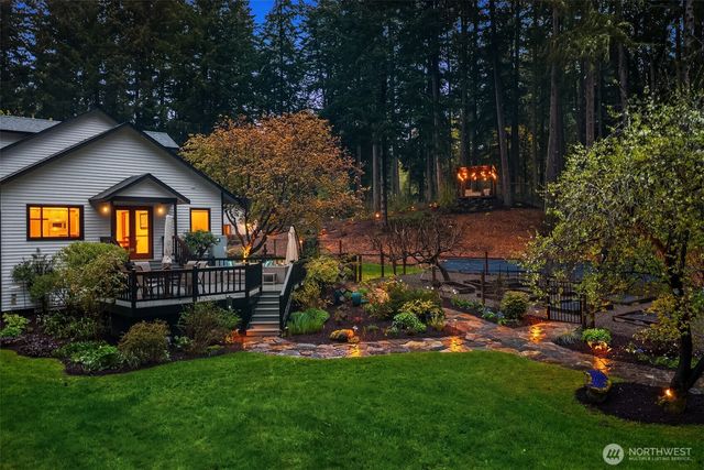 23603 Old Mill Road SW, Vashon, WA 98070