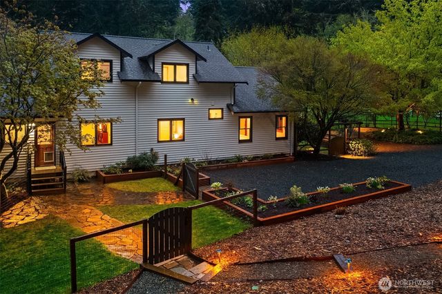 23603 Old Mill Road SW, Vashon, WA 98070