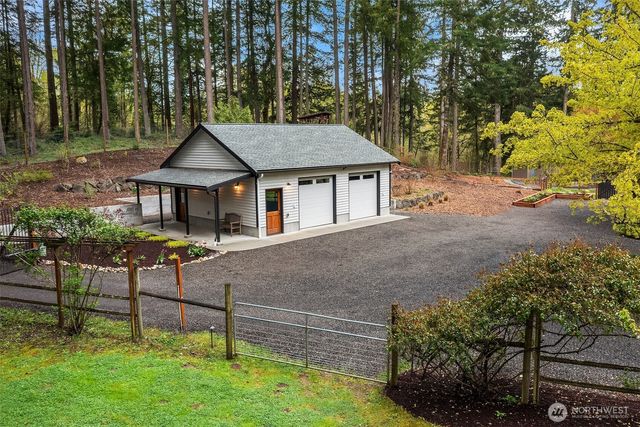 23603 Old Mill Road SW, Vashon, WA 98070