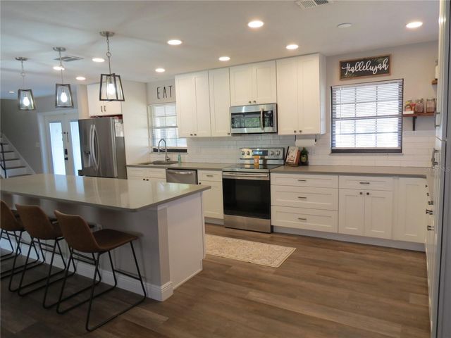 622 PALOMAS AVENUE, Ocoee, FL 34761