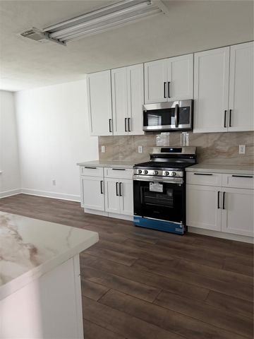 2315 Falcon Knoll Street, Katy, TX 77494
