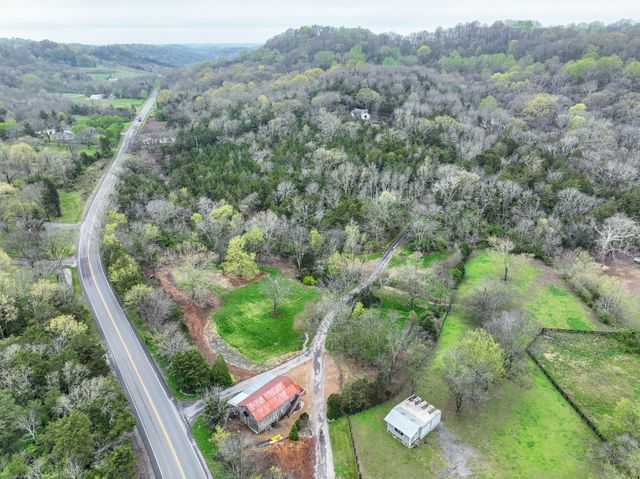 1865 Carters Creek PIKE, Franklin, TN 37064