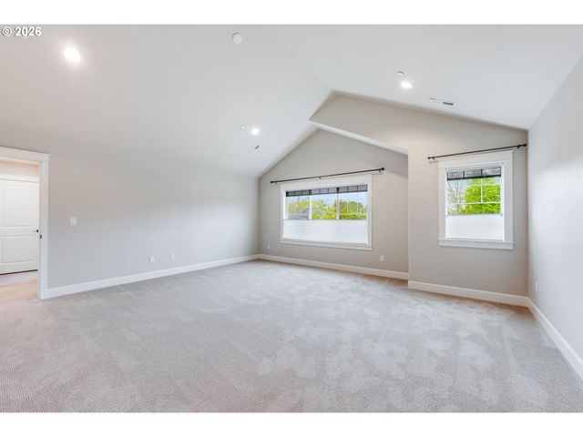 1648 Ne STILE Dr, Hillsboro, OR 97124