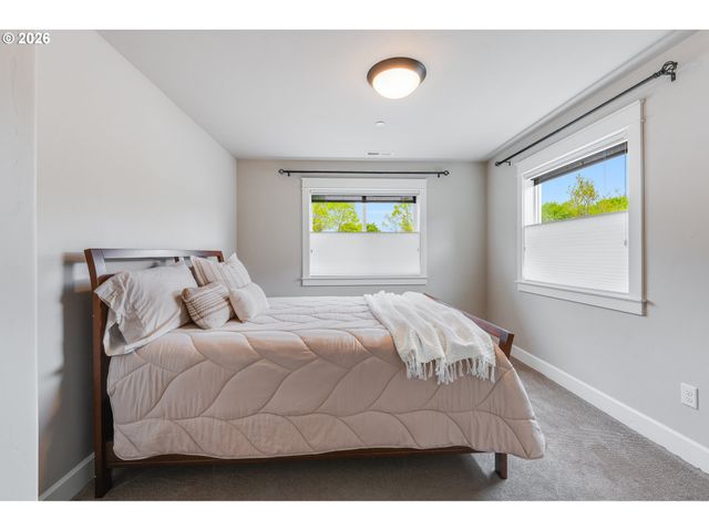 1648 Ne STILE Dr, Hillsboro, OR 97124