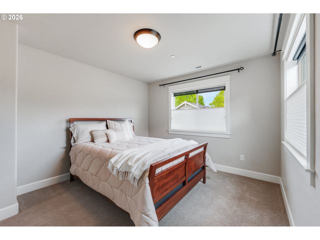 1648 Ne STILE Dr, Hillsboro, OR 97124