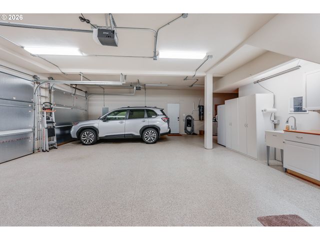 1648 Ne STILE Dr, Hillsboro, OR 97124