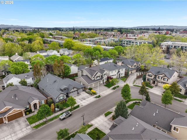 1648 Ne STILE Dr, Hillsboro, OR 97124