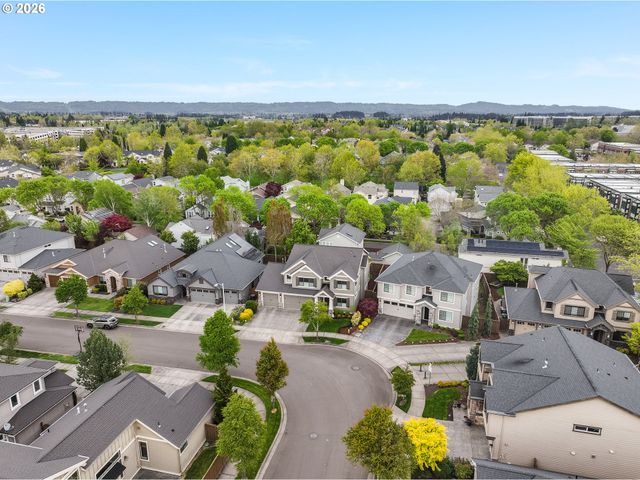 1648 Ne STILE Dr, Hillsboro, OR 97124