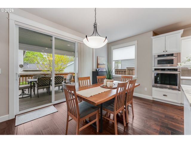 1648 Ne STILE Dr, Hillsboro, OR 97124