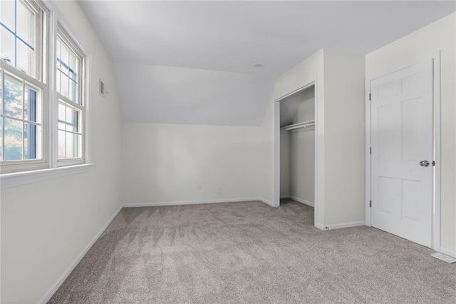 5751 Richards Circle, Shawnee, KS 66216