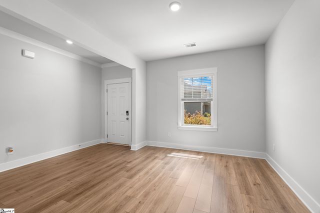 30 Shorncliffe Road, Simpsonville, SC 29680