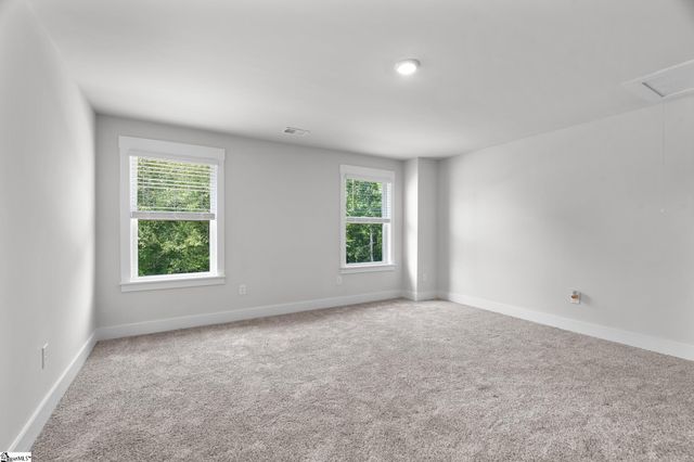 30 Shorncliffe Road, Simpsonville, SC 29680