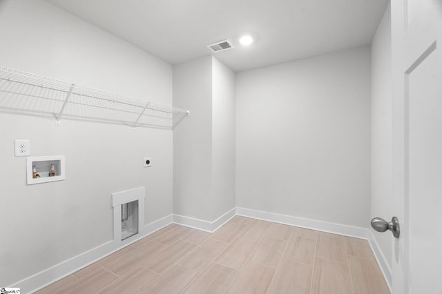 30 Shorncliffe Road, Simpsonville, SC 29680