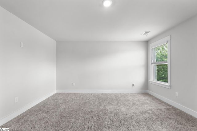 30 Shorncliffe Road, Simpsonville, SC 29680