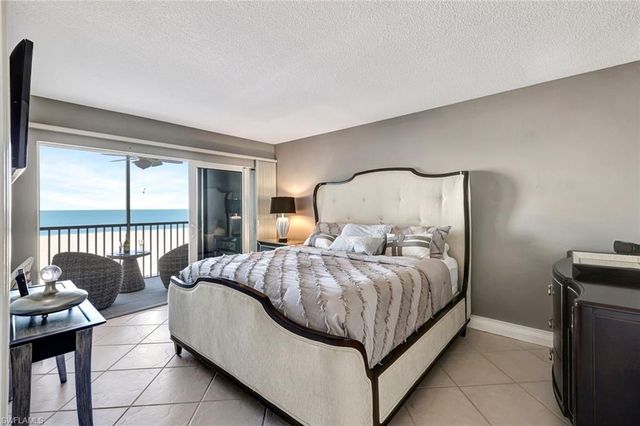 26000 Hickory BLVD 203, Bonita Springs, FL 34134