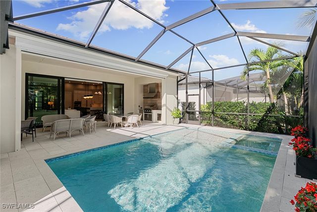 2036 Cambridge Park DR, Naples, FL 34109