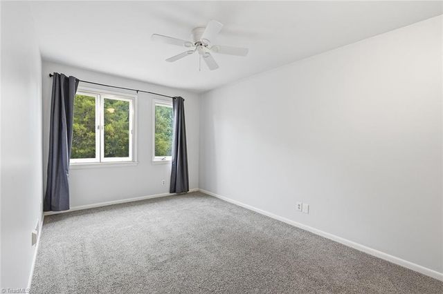 204 Lamplighter Circle, Winston-salem, NC 27104