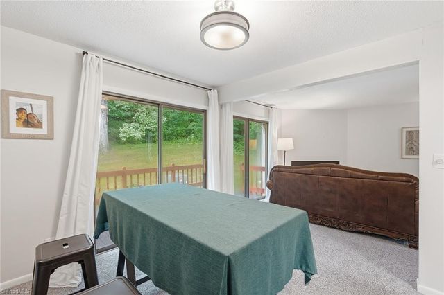 204 Lamplighter Circle, Winston-salem, NC 27104