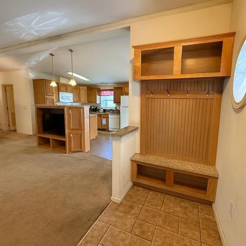 30 Kendall Pond Rd Lot 7, Derry, NH 03038