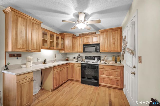 63 Webb Street 10, Meriden, CT 06451