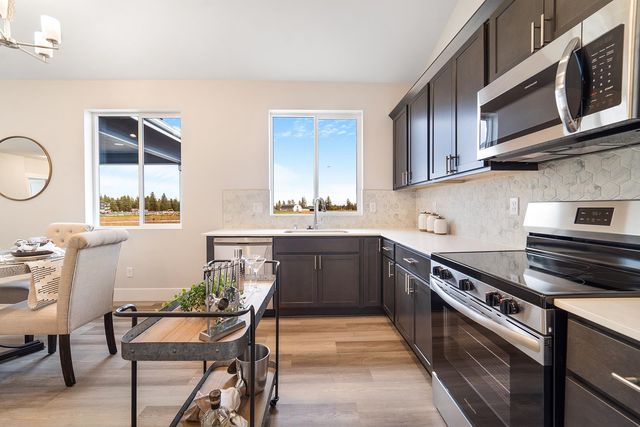 5819 S Sherri Lea Rd, Spokane, WA 99224