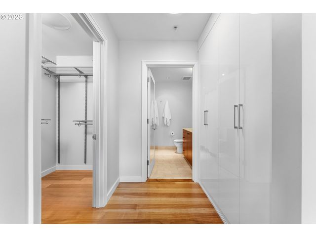 1025 Nw COUCH St 619, Portland, OR 97209