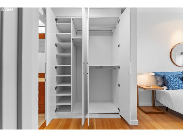 1025 Nw COUCH St 619, Portland, OR 97209