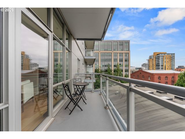 1025 Nw COUCH St 619, Portland, OR 97209