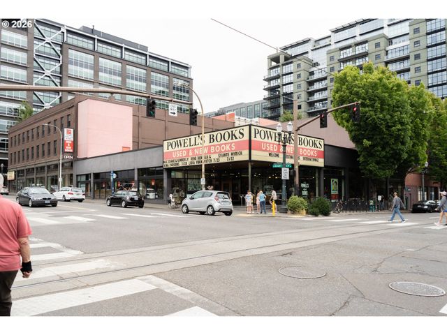 1025 Nw COUCH St 619, Portland, OR 97209