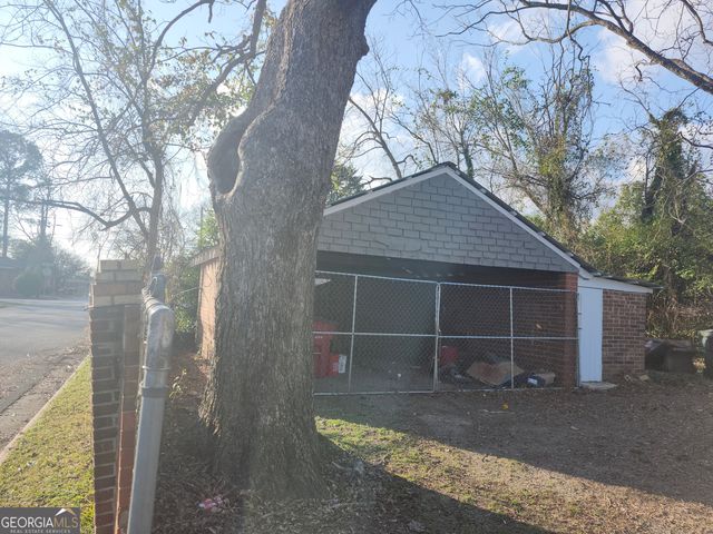 1121 Carroll Street, Macon, GA 31206
