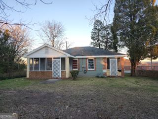 1121 Carroll Street, Macon, GA 31206