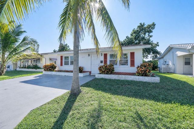 5010 NW 51st Street, Tamarac, FL 33319