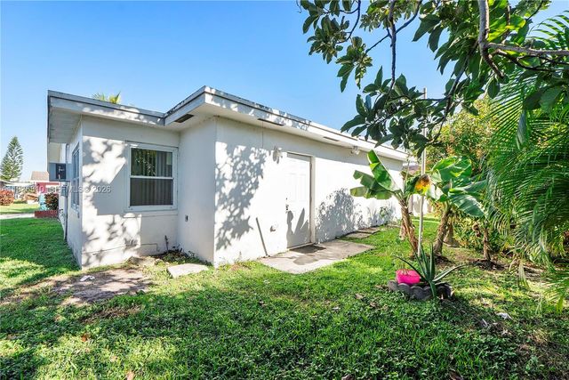 5010 NW 51st Street, Tamarac, FL 33319