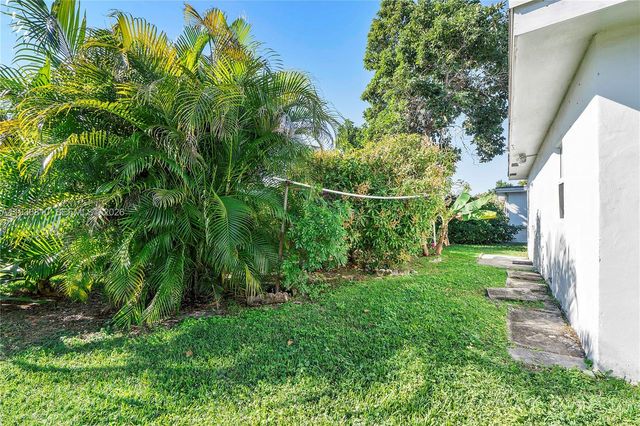 5010 NW 51st Street, Tamarac, FL 33319