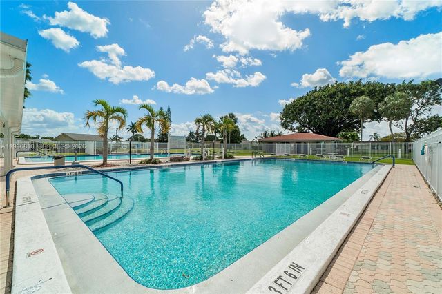 5010 NW 51st Street, Tamarac, FL 33319