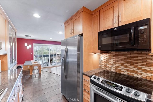 1061 Park Avenue, Long Beach, CA 90804