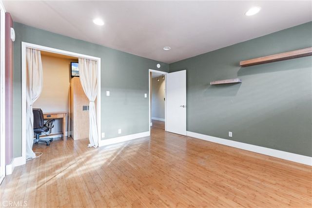 1061 Park Avenue, Long Beach, CA 90804