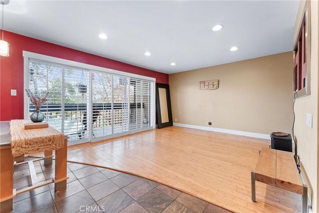 1061 Park Avenue, Long Beach, CA 90804