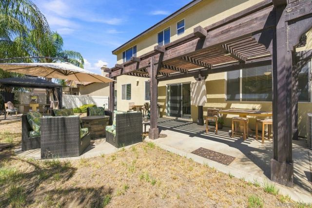 875 Seymour Way, Perris, CA 92571