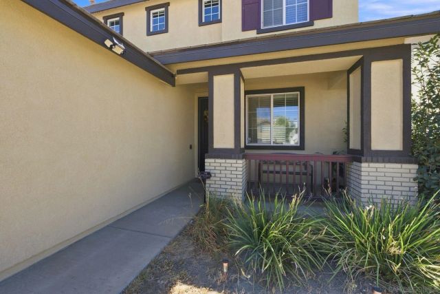 875 Seymour Way, Perris, CA 92571
