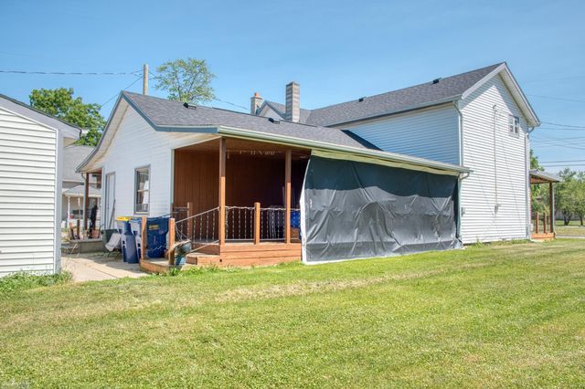 321 E Oliver Street, Corunna, MI 48817
