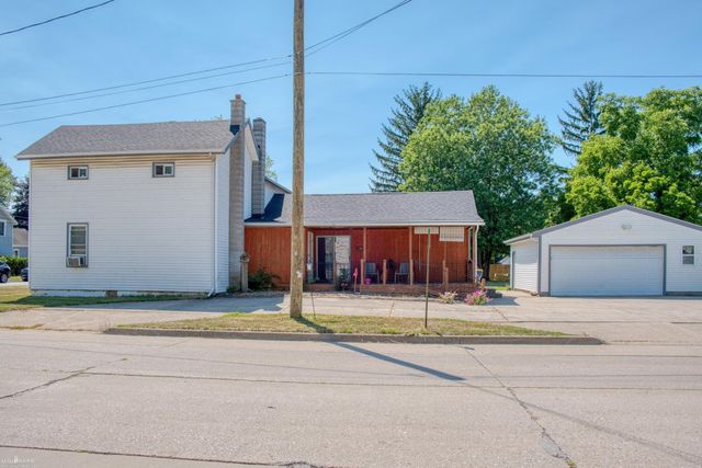 321 E Oliver Street, Corunna, MI 48817
